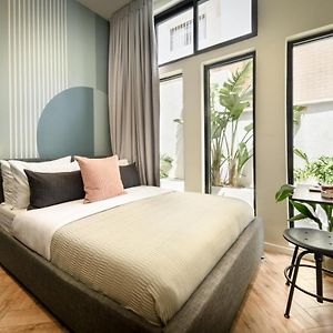 Colorbox - By Loginn Tel-Avivian Hotels